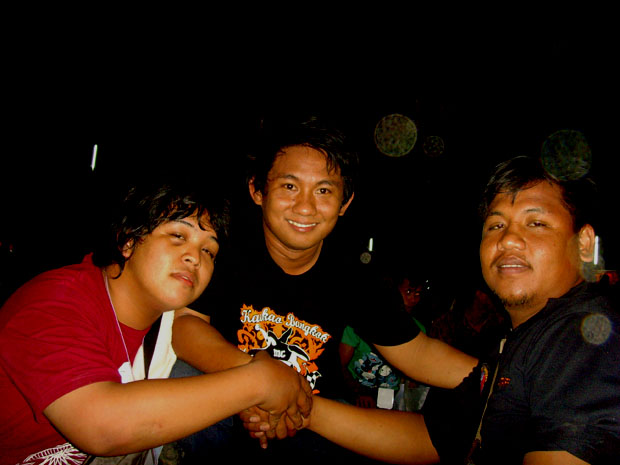 Name:  41.jpg
Views: 400
Size:  78.8 KB