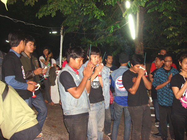 Name: 2.jpg
Views: 1206
Size: 114.6 KB