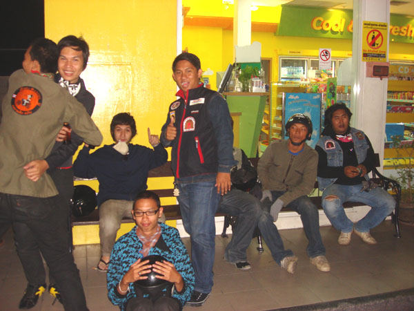 Name:  11.jpg
Views: 908
Size:  108.3 KB