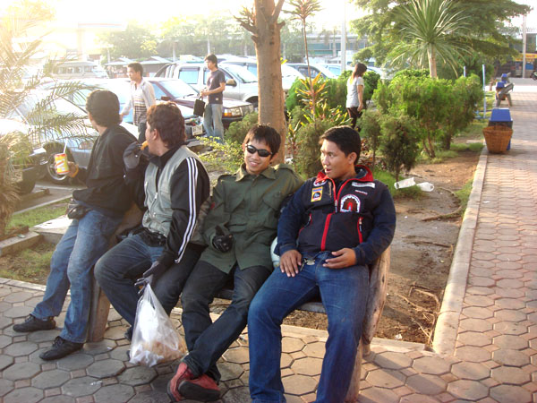 Name:  15.jpg
Views: 969
Size:  131.3 KB