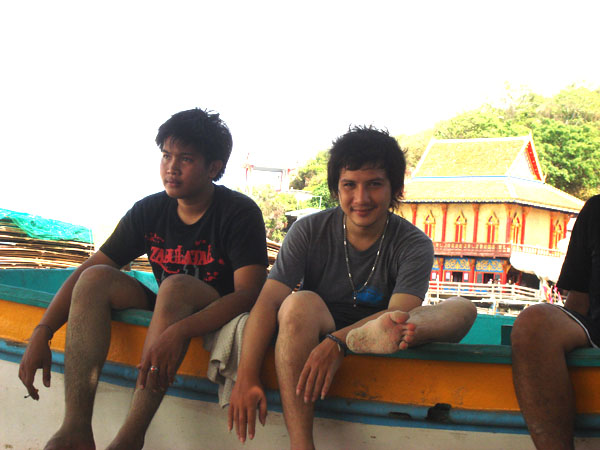 Name:  85.jpg
Views: 434
Size:  93.1 KB