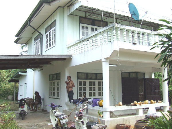 Name:  34.jpg
Views: 914
Size:  113.2 KB