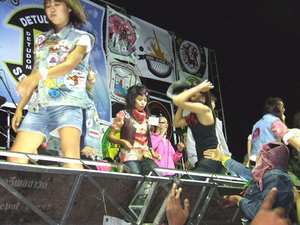 Name:  77.jpg
Views: 963
Size:  119.1 KB