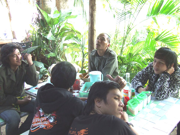 Name:  108.jpg
Views: 736
Size:  133.4 KB