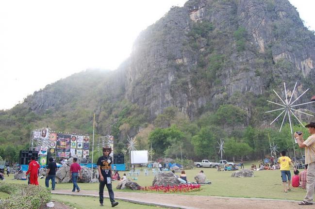 Name:  DSC_1647.jpg
Views: 135
Size:  50.3 KB