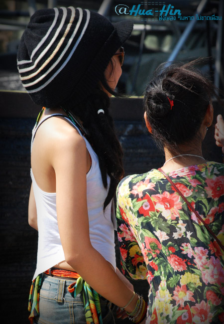 Name:  057.jpg
Views: 375
Size:  121.6 KB