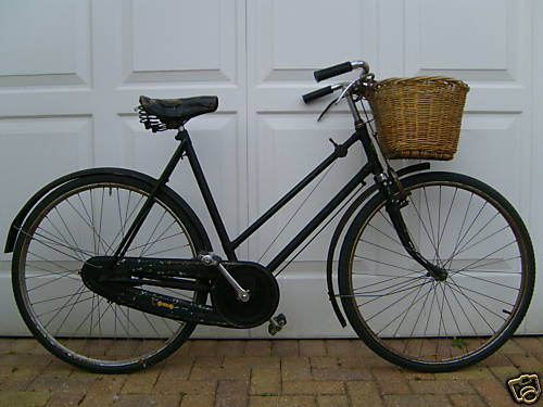 Name:  Vintage BSA Ladies Road Bicycle c.1930.jpg
Views: 3091
Size:  30.2 KB