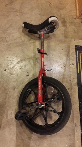 Name:  unicycle.jpg
Views: 2691
Size:  21.6 KB