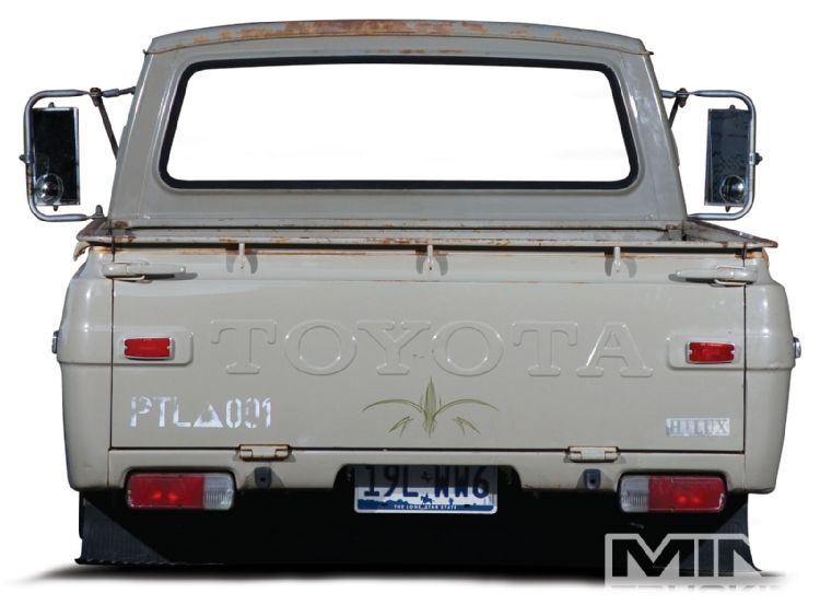 Name:  1001mt_04_+1971_toyota_hilux+rear_view.jpg
Views: 33785
Size:  47.4 KB