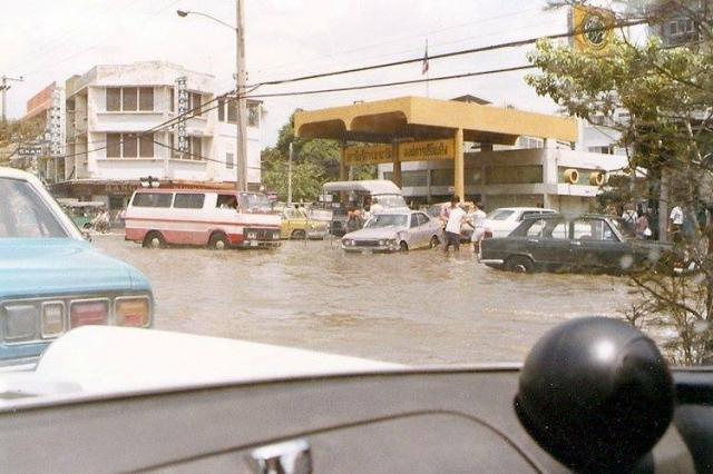 Name:  1970-saam-thahan-gas-station-nana-neighborhood.jpg
Views: 1031
Size:  48.4 KB