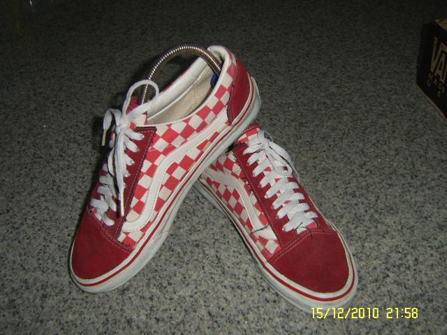 Name:  9 vans oldskool 90's checker red.jpg
Views: 3015
Size:  56.9 KB