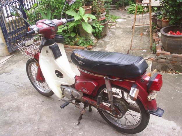 Name:  1282543877_115198204_1-HONDA-C-900-3100---1282543877[1].jpg
Views: 52
Size:  68.6 KB