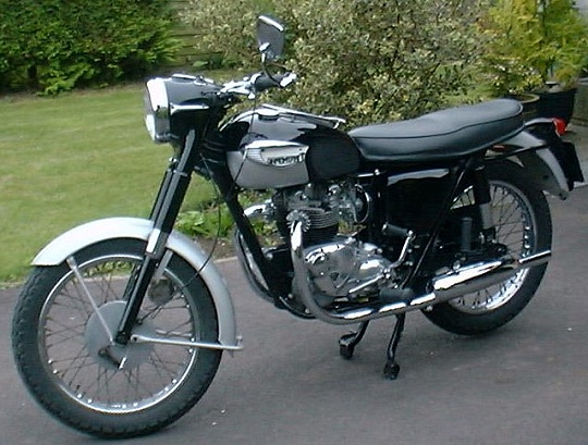 Name:  classic-triumph-motorcycles-motorbikes-uk.jpg
Views: 4831
Size:  97.0 KB