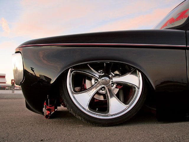 Name:  0704mt_15_z%2B1976_chevy_luv%2Bfront_wheel.jpg
Views: 2594
Size:  48.4 KB