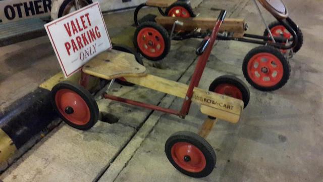 Name:  radio flyer row-cart.jpg
Views: 1727
Size:  35.2 KB