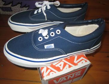 Name:  vintage_boys_6_womens_8_NOS_1980s_VANS_ERA_lace_deck_SNEAKERS_made_in_USA.jpg
Views: 352
Size:  18.9 KB