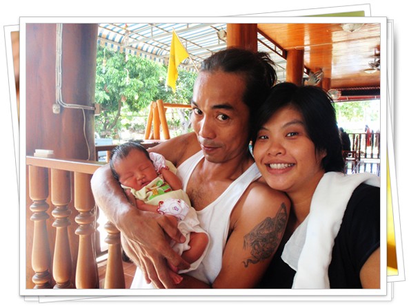 Name:  Family002.JPG
Views: 701
Size:  83.6 KB