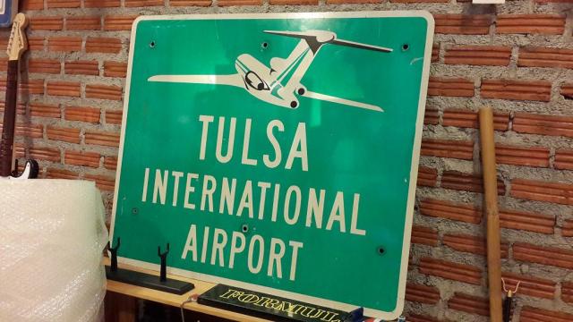 Name:  tulsa international airport sign.jpg
Views: 1399
Size:  45.7 KB