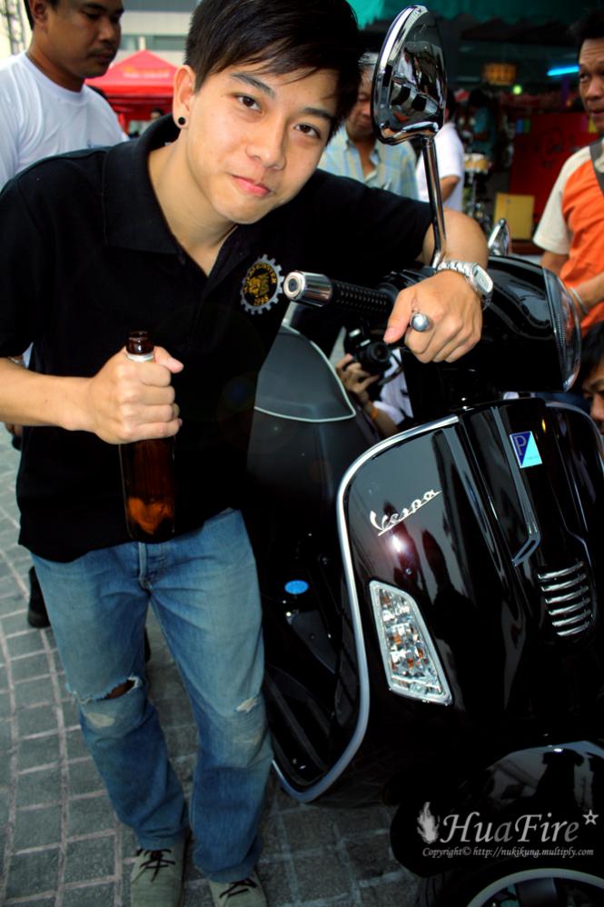 Name:  Vespa-005..jpg
Views: 293
Size:  82.7 KB